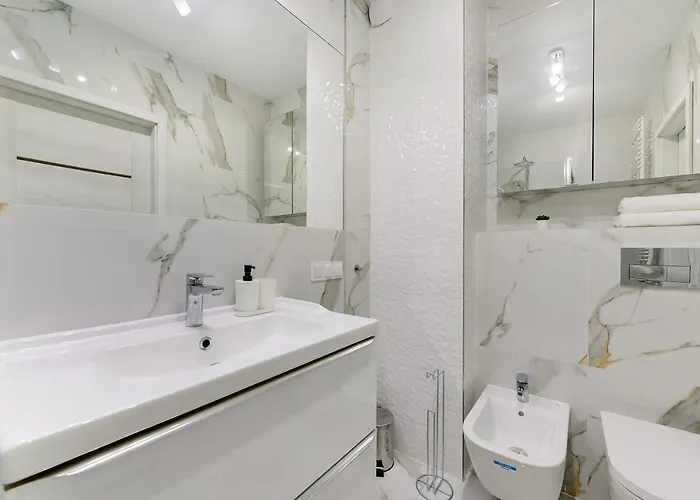 Appartement Centrum - 3 - Pokojowy Z Duzym Tarasem